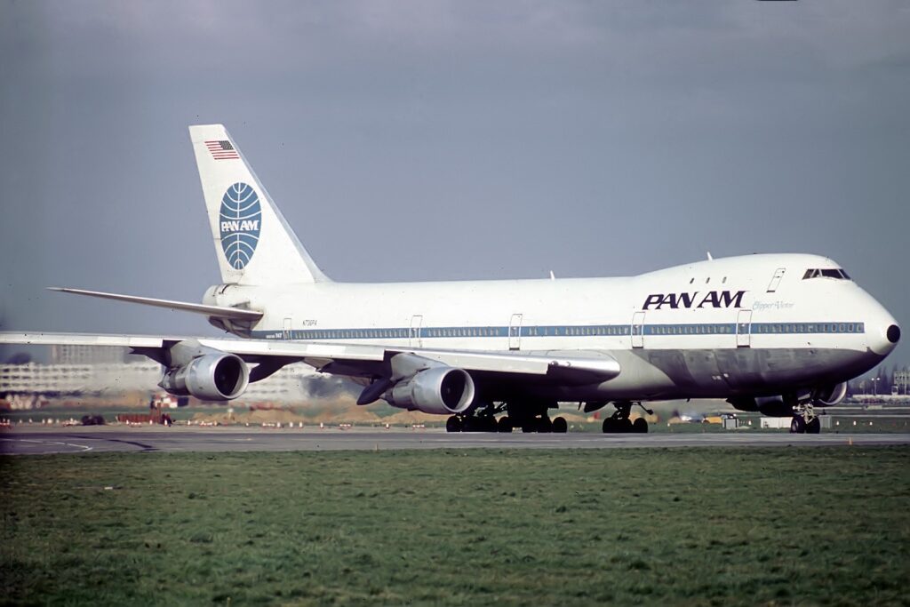 N736PA, the Pan Am Flight 1736 Boeing 747-121 involved in the accident, seen here at Heathrow Airport three weeks before the crash, The Clipper Victor