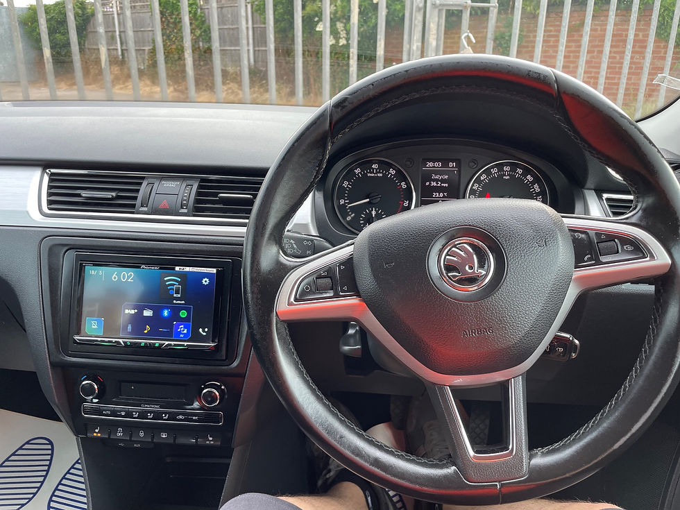 Thumbnail: 2015 Skoda Rapid Elegance 1.4 TSI DSG Auto 