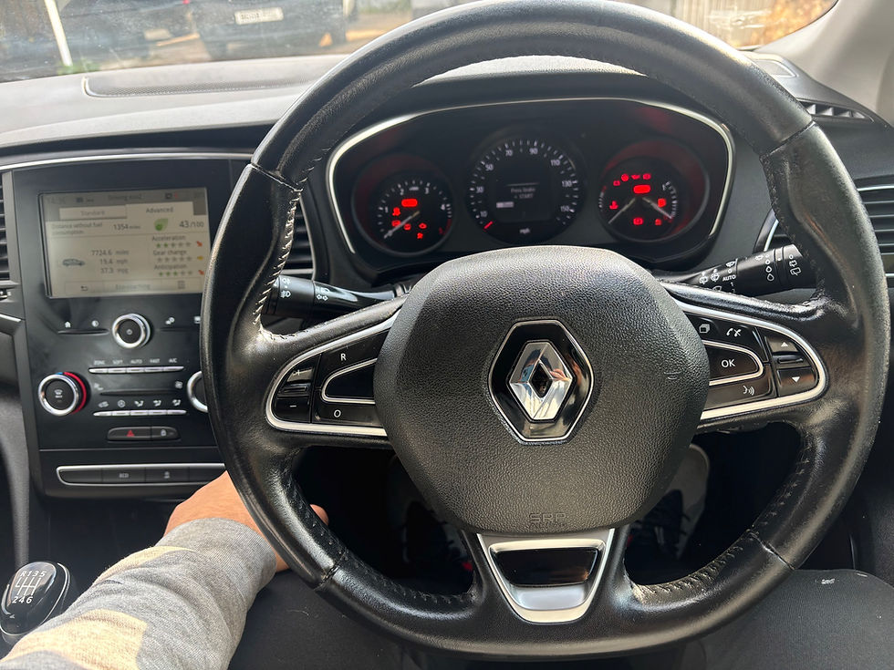 Thumbnail: Renault Megane Estate 1.5 1 Owner