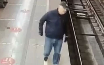 Moskvada özünü metro qatarının altına ataraq dünyasını dəyişən milyonçu imiş - FOTO