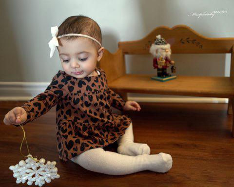 kids photography, baby girls playing