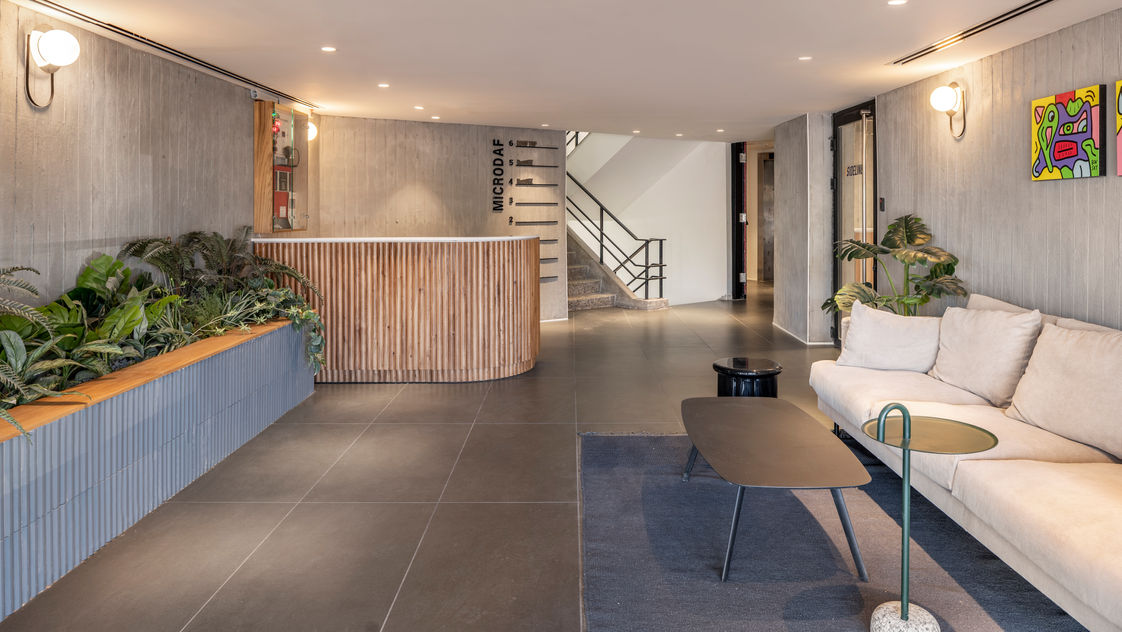 Peled Studios - Huuuge Day 2_-26-HDR copy.jpg