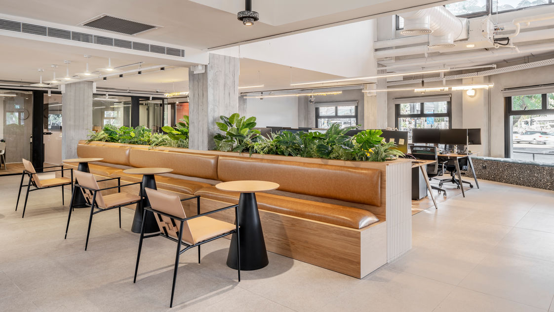 Peled Studios - Huuuge Day 2_-8-HDR copy.jpg