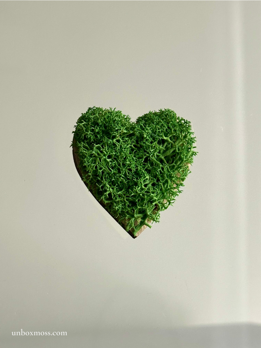 Handmade moss heart magnet – eco wedding favor and keepsake gift