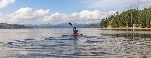 canoe-2179196_960_720.jpg