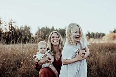 Vancouver Island wedding photography by Cindy Middleton—capturing natural light, candid emotion, and timeless moments