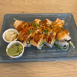 Aburi Salmon Roll