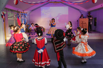 ACTO FIESTAS PATRIAS Y JUEGOS TÍPICOS 2017