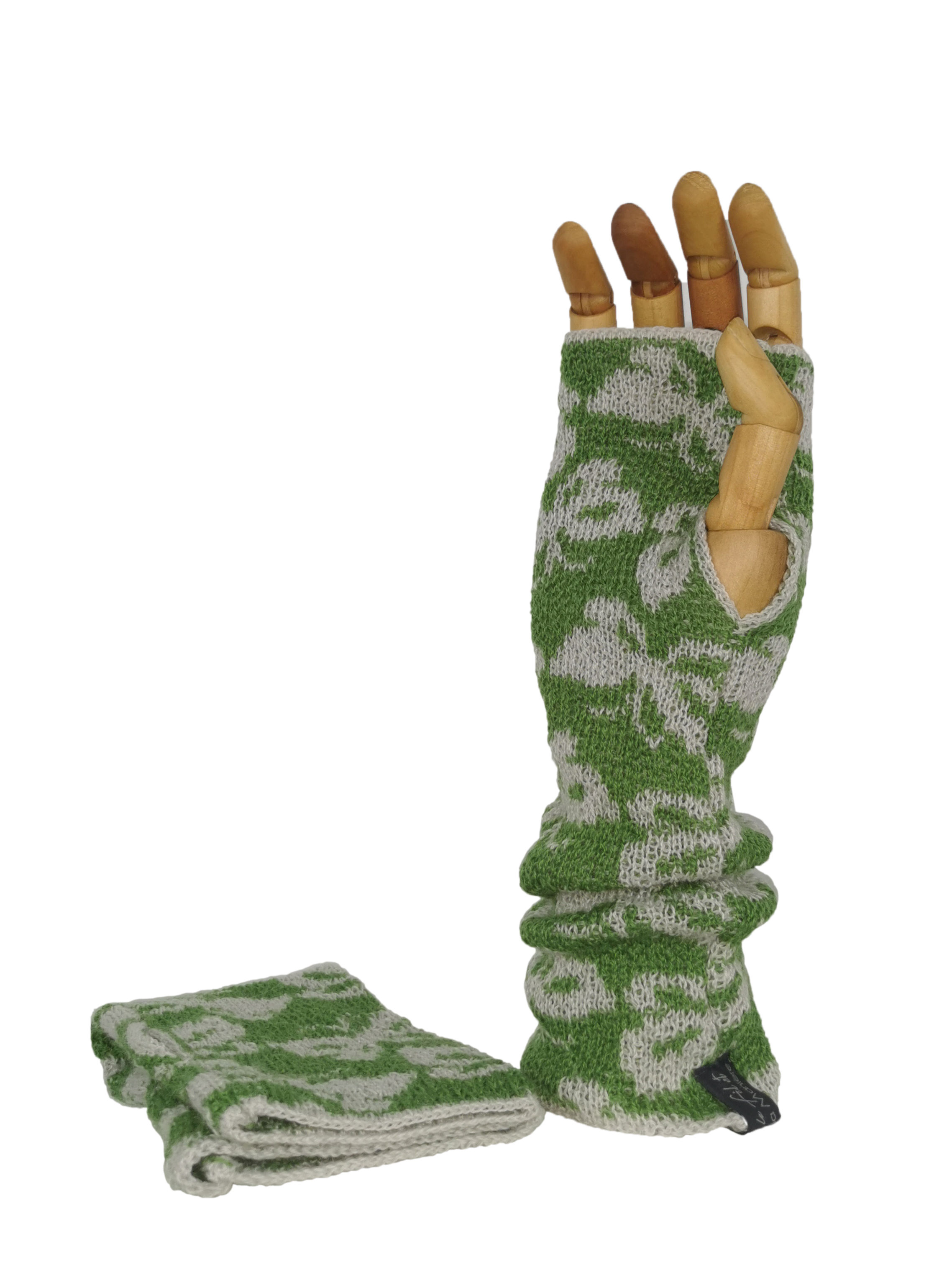 Mitaines motif papillons