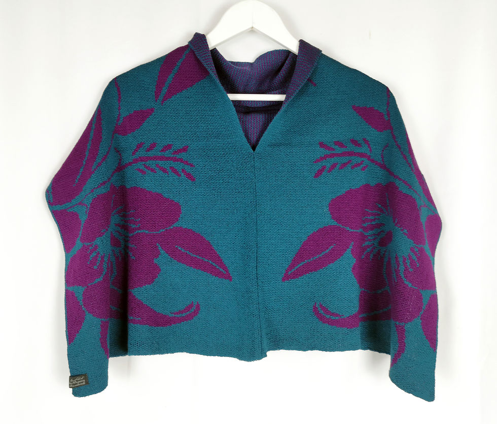 Miniature : Poncho motif hibiscus 100% mérinos