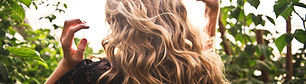 Cabelo ondulado loiro