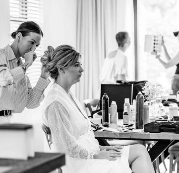 golden hourSpontane en natuurlijke trouwfoto’s in Vlaanderen door fotograaf uit deinze fabienne naessens