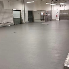 Produktionsraum - Ucrete grau.jpg