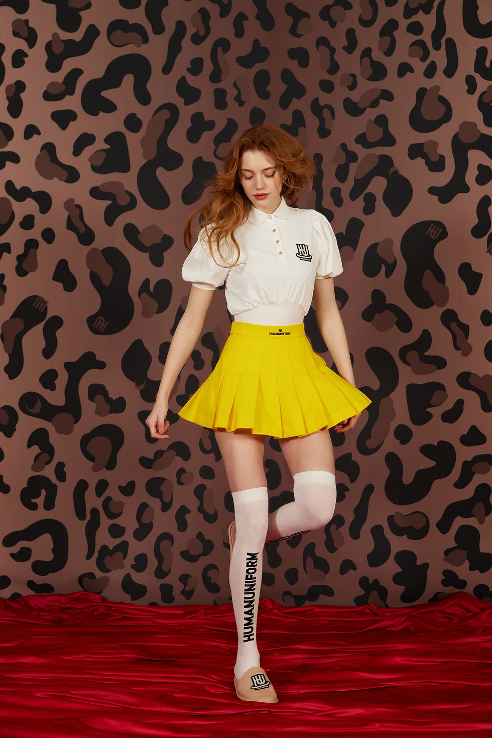 Thumbnail: 搭扣徽标刺绣褶裙 Button-strap Pleated Miniskirt