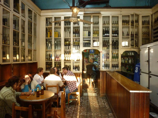 Bodega Bar Queirolo