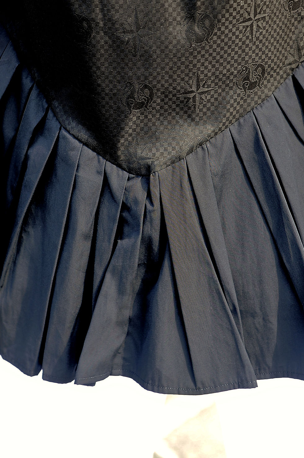 Thumbnail: liv sleeveless back pleated detail