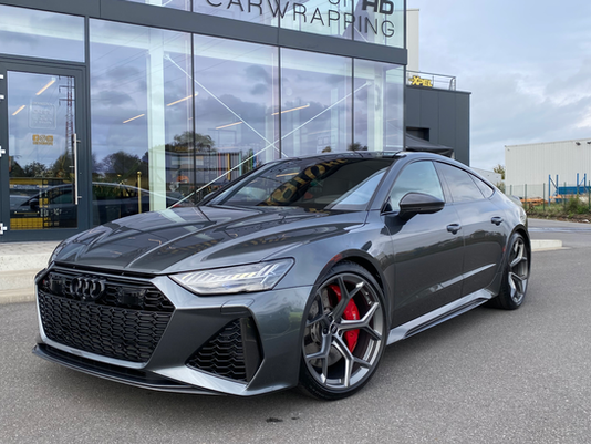 Beschermt en Verfraait: Audi RS7 Stralend in XPEL PPF en Keramische Glans.