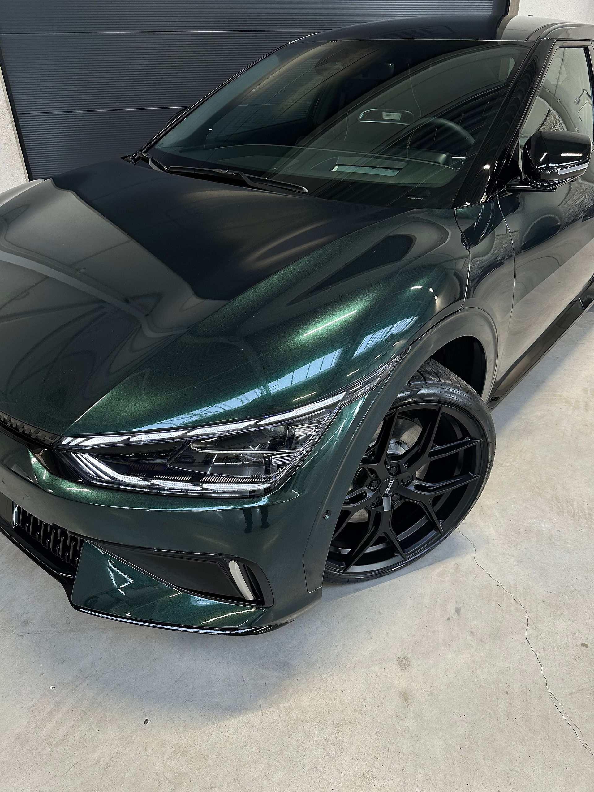 Kia EV6 GT Fuzed Smaragd Green by BC Signature