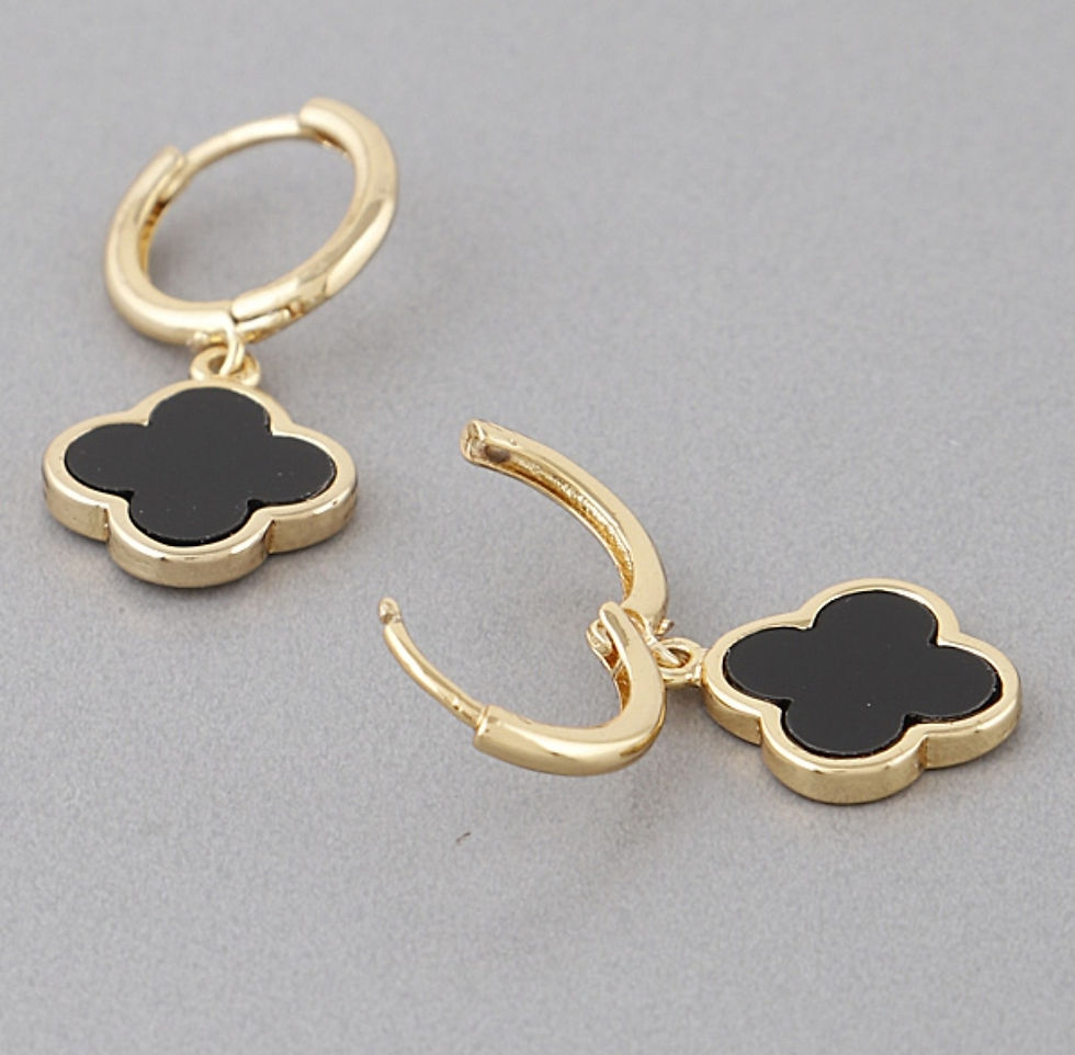 Thumbnail: Clover Dangle Earrings 