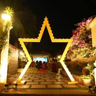 Star-shaped entrance to tamara