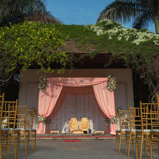 elegant decor
