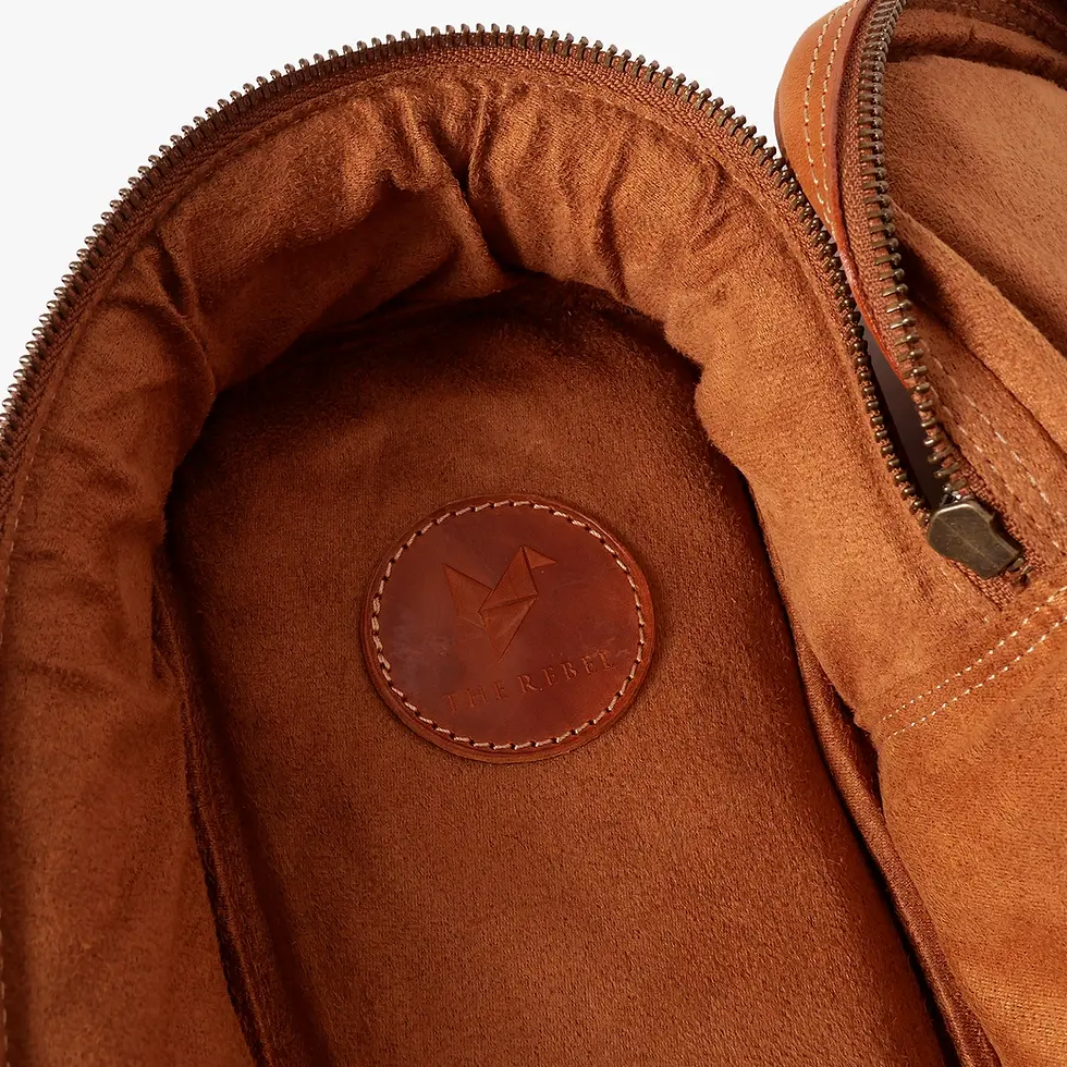 Thumbnail: Ukulele Leather Bag / The Rebel