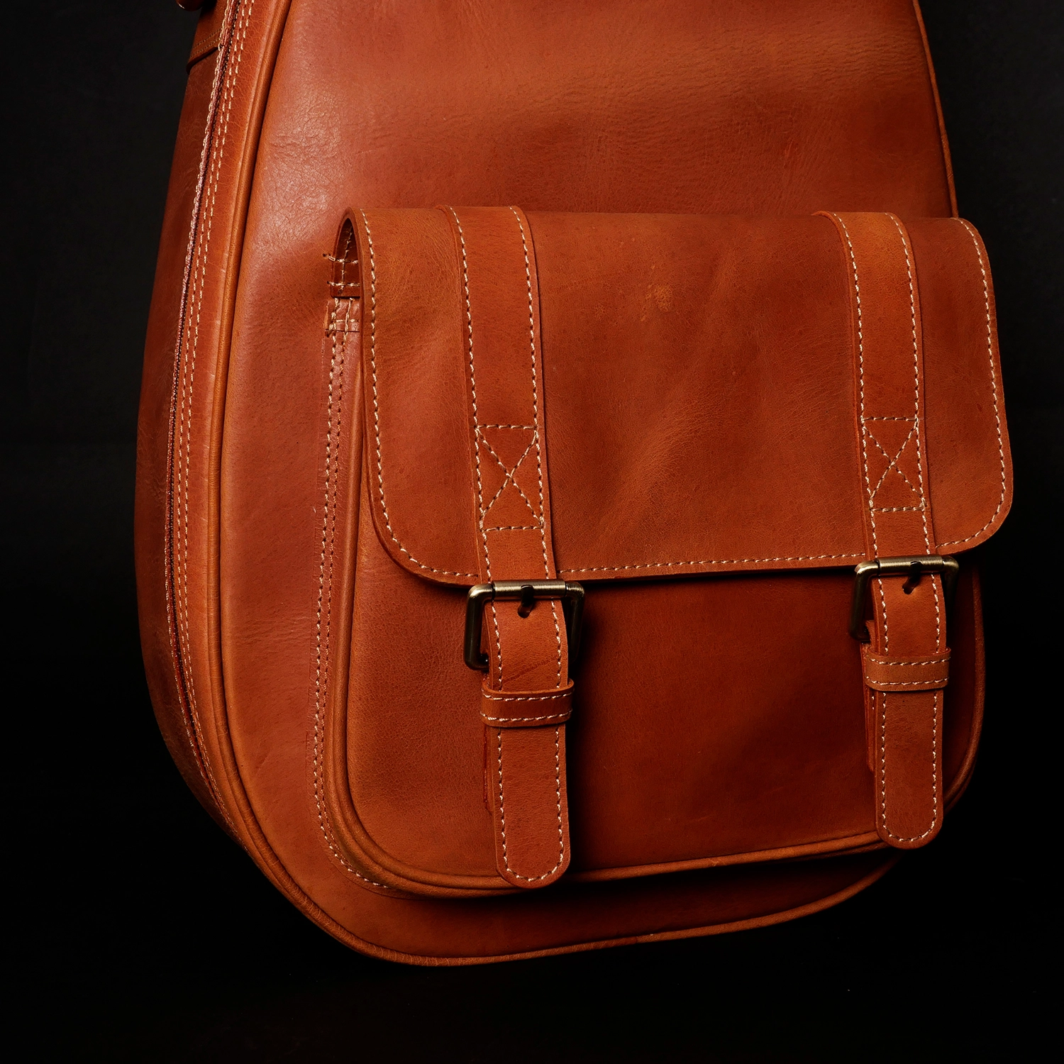 Baritone Leather Bag: The Rebel Ukulele
