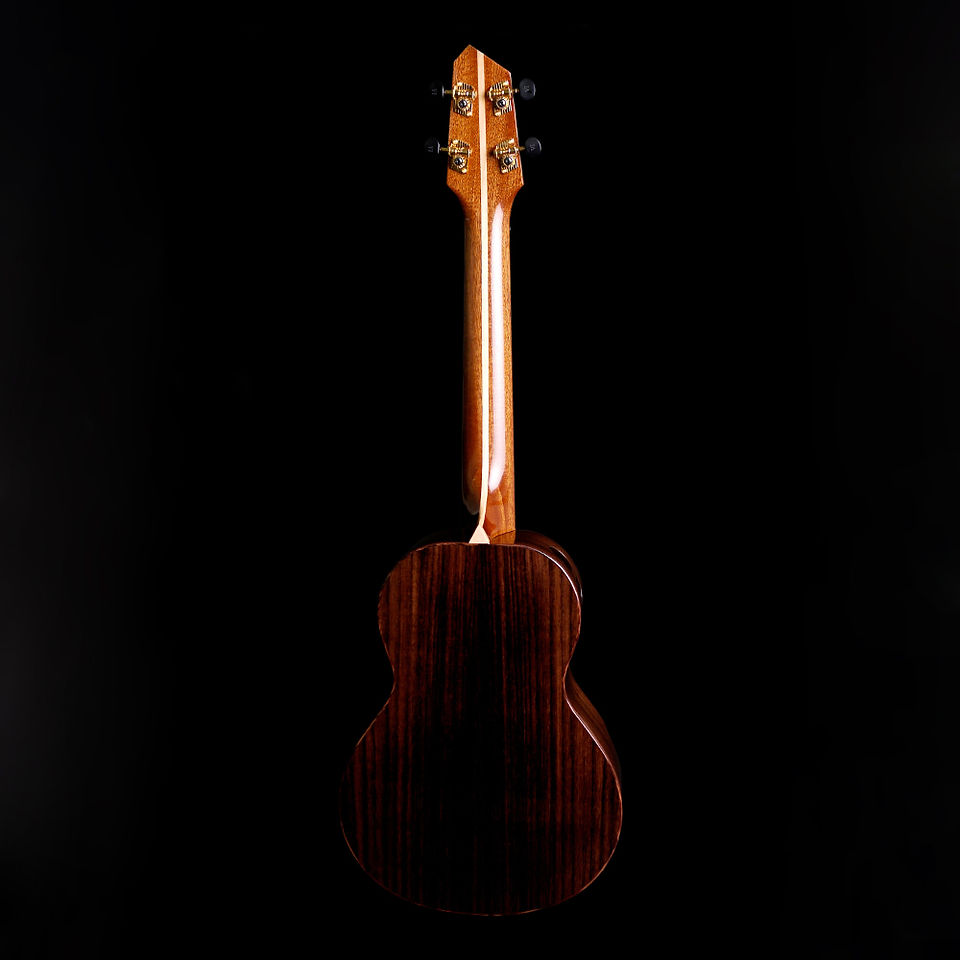 Side sound port
