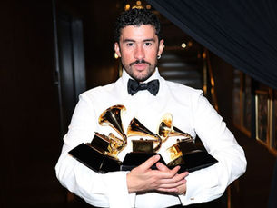 Bad Bunny hace historia en los Grammy 2026: el mundo entero a sus pies