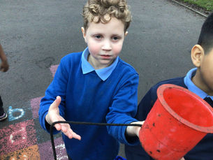 Year 2 Go on a Materials Hunt