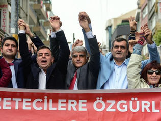 Istanbul trial ends with jail sentences for 25 Turkish journalists