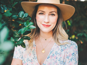 Religious Trauma and Cult Recovery With Quincee Gideon 