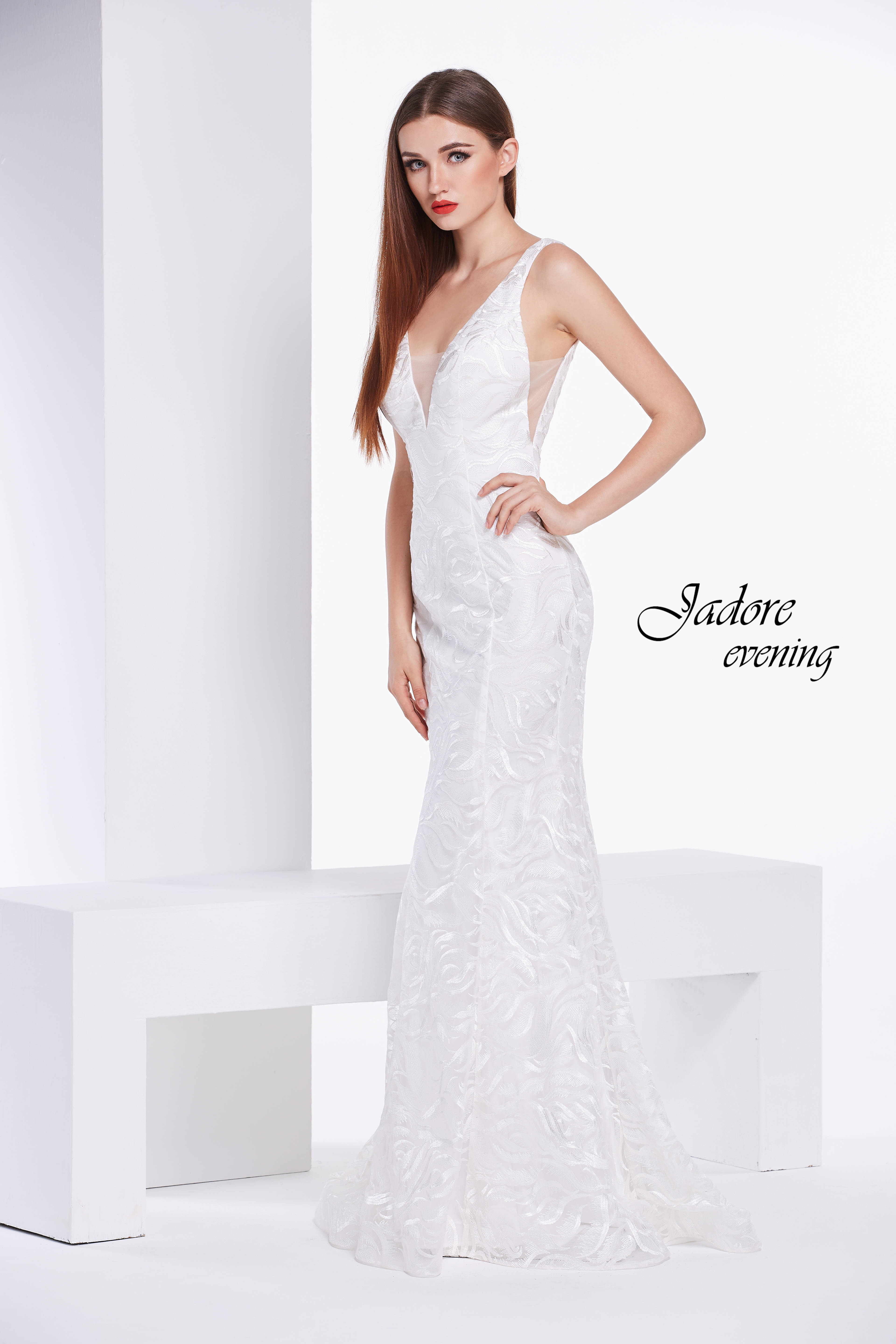 J14028-Ivory