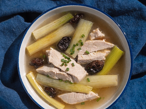 Cock-a-Leekie Soup (Traditional Scottish Chicken and Leek Soup)