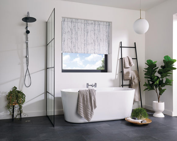 LL_2022_Roller_Swedish-Birch_Silver_Bath_Main_Open.jpg