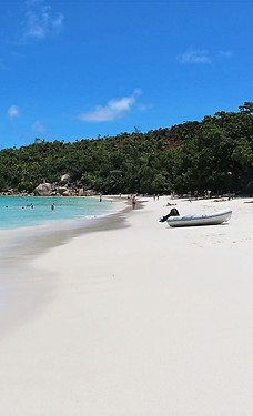 droite-de-la-plage-d_edited.jpg