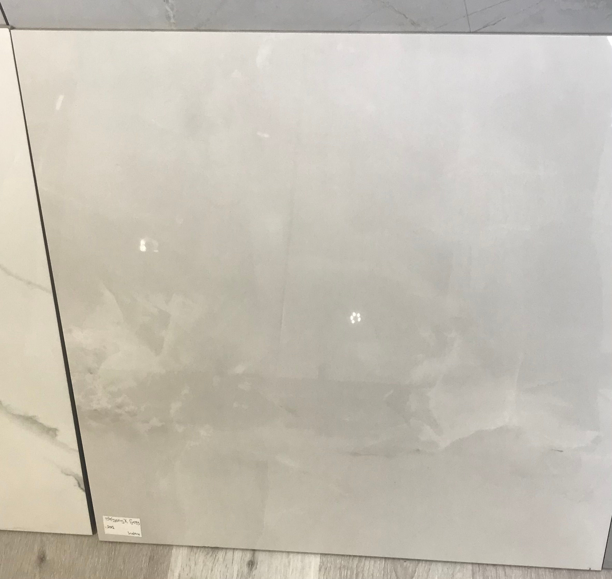 Skyonyx Grey