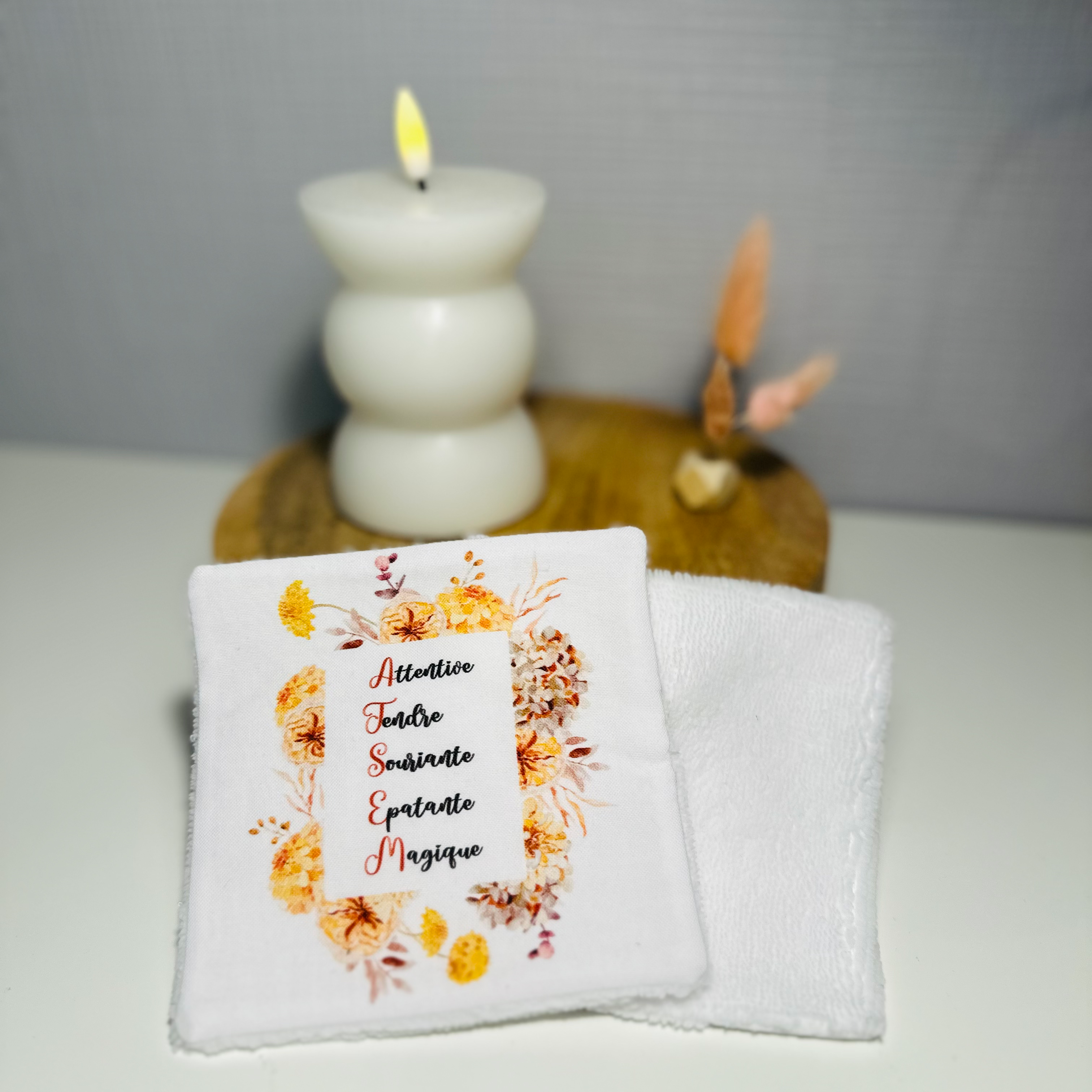 Lingette démaquillante Maîtresse, Atsem