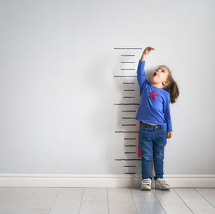 20 Gründe, warum sich manche Kinder nicht ruhig halten können