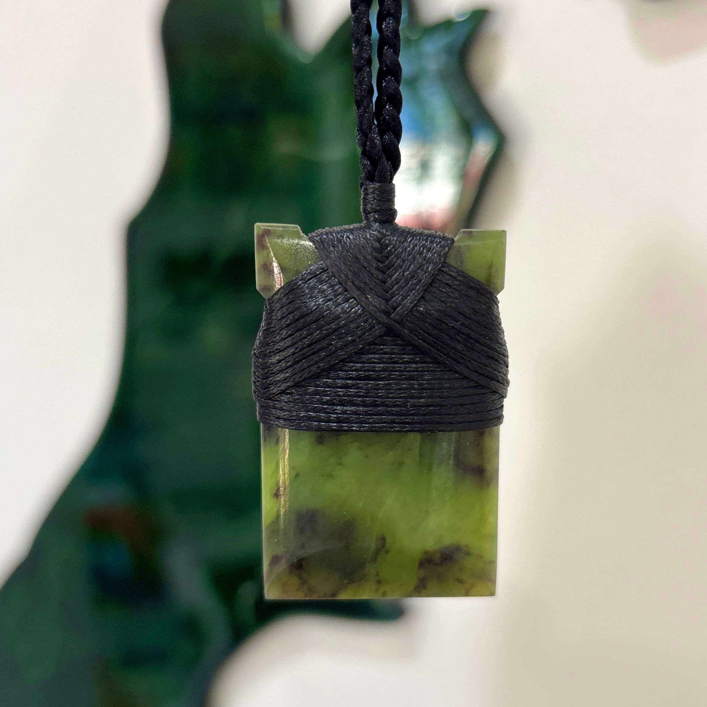 Totoweka Pounamu Toki 4.5cm