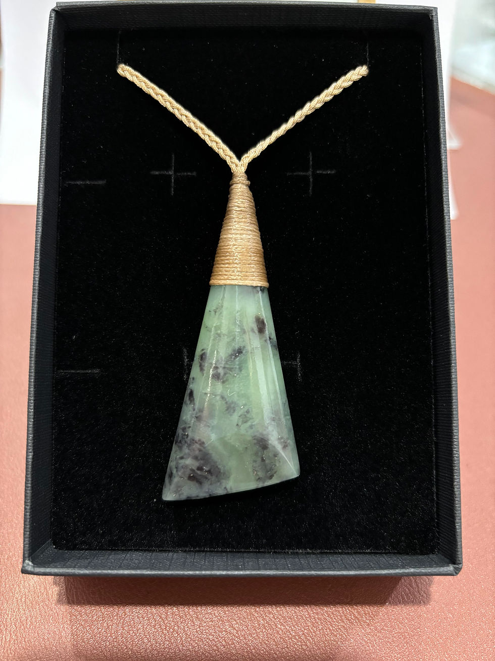 Thumbnail: Pendant