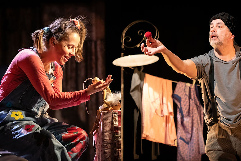 Angie's Eye_M&M_022561.jpg