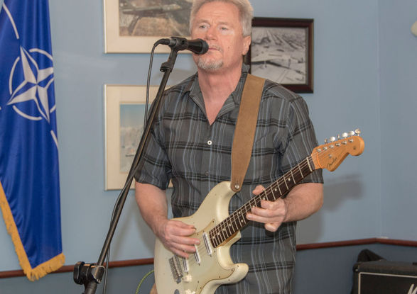 e5c82a_435d8773089a49c185e74cfa29344d86~mv2