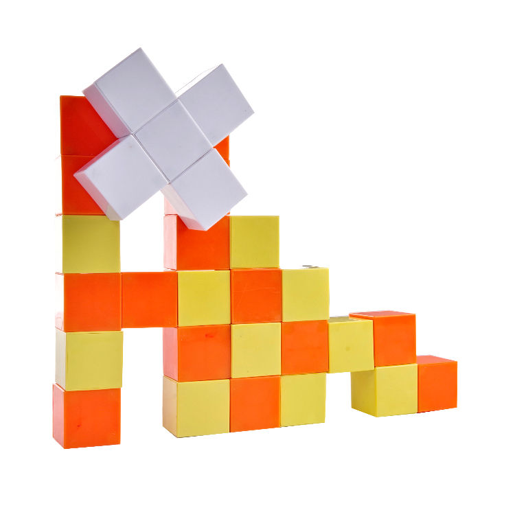 תמונה ממוזערת: קוביות ממגנטות