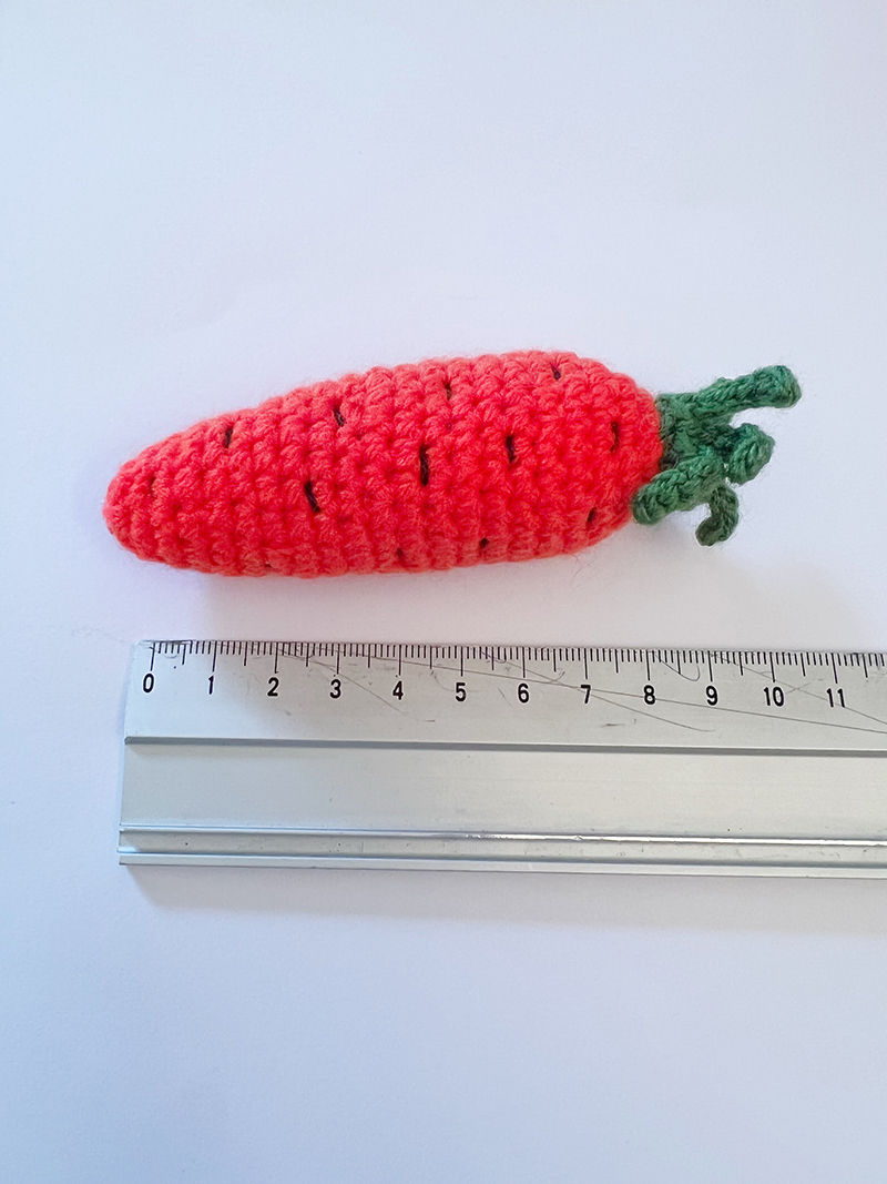 תמונה ממוזערת: ירקות סרוגים- עבודת יד