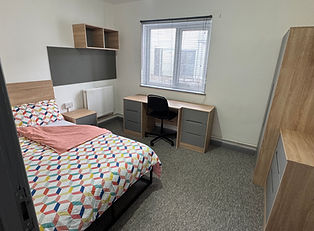 Trem Yr Aifft Flat 2 