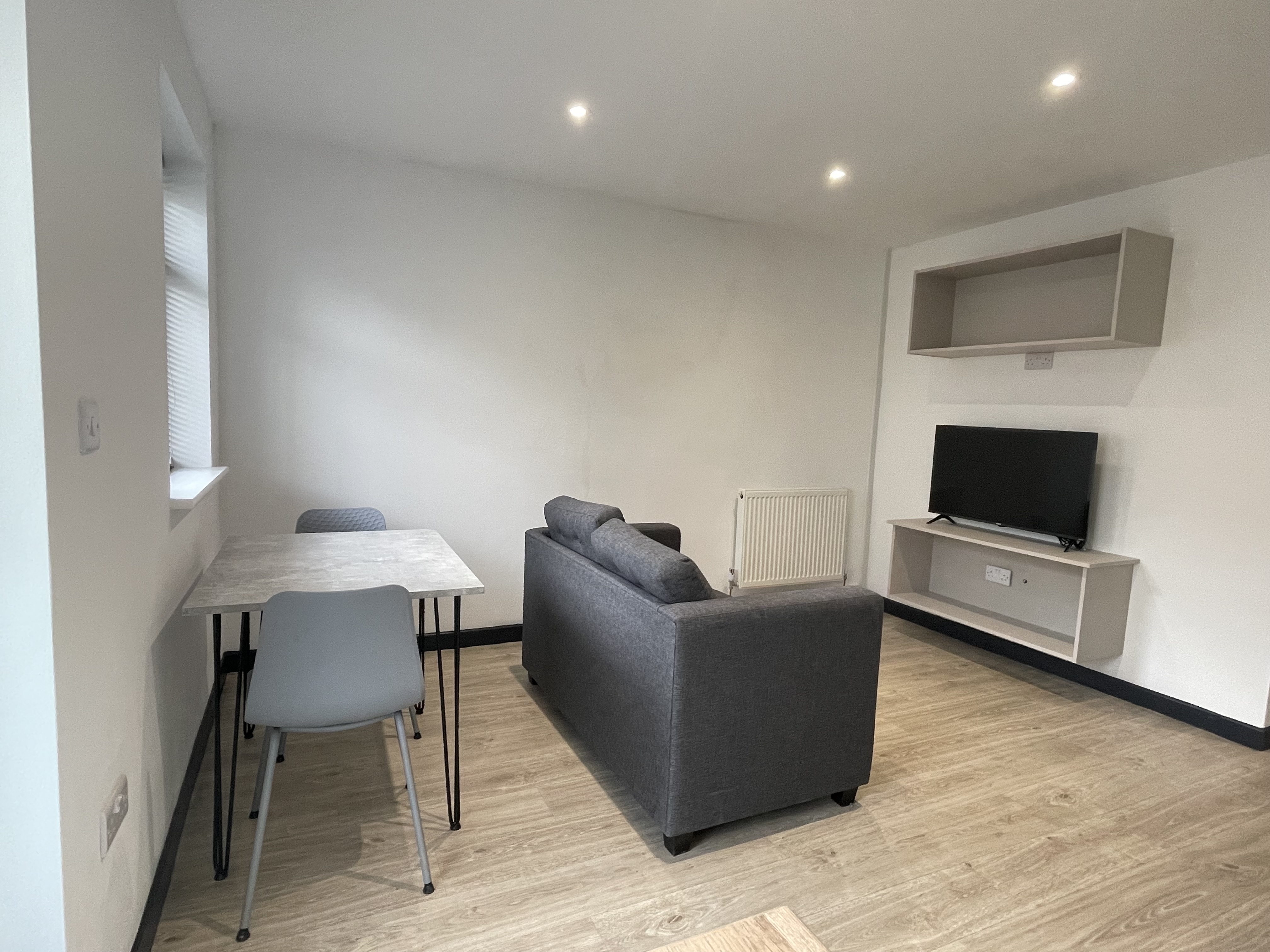 Trem Yr Aifft Flat 8  — photo 10