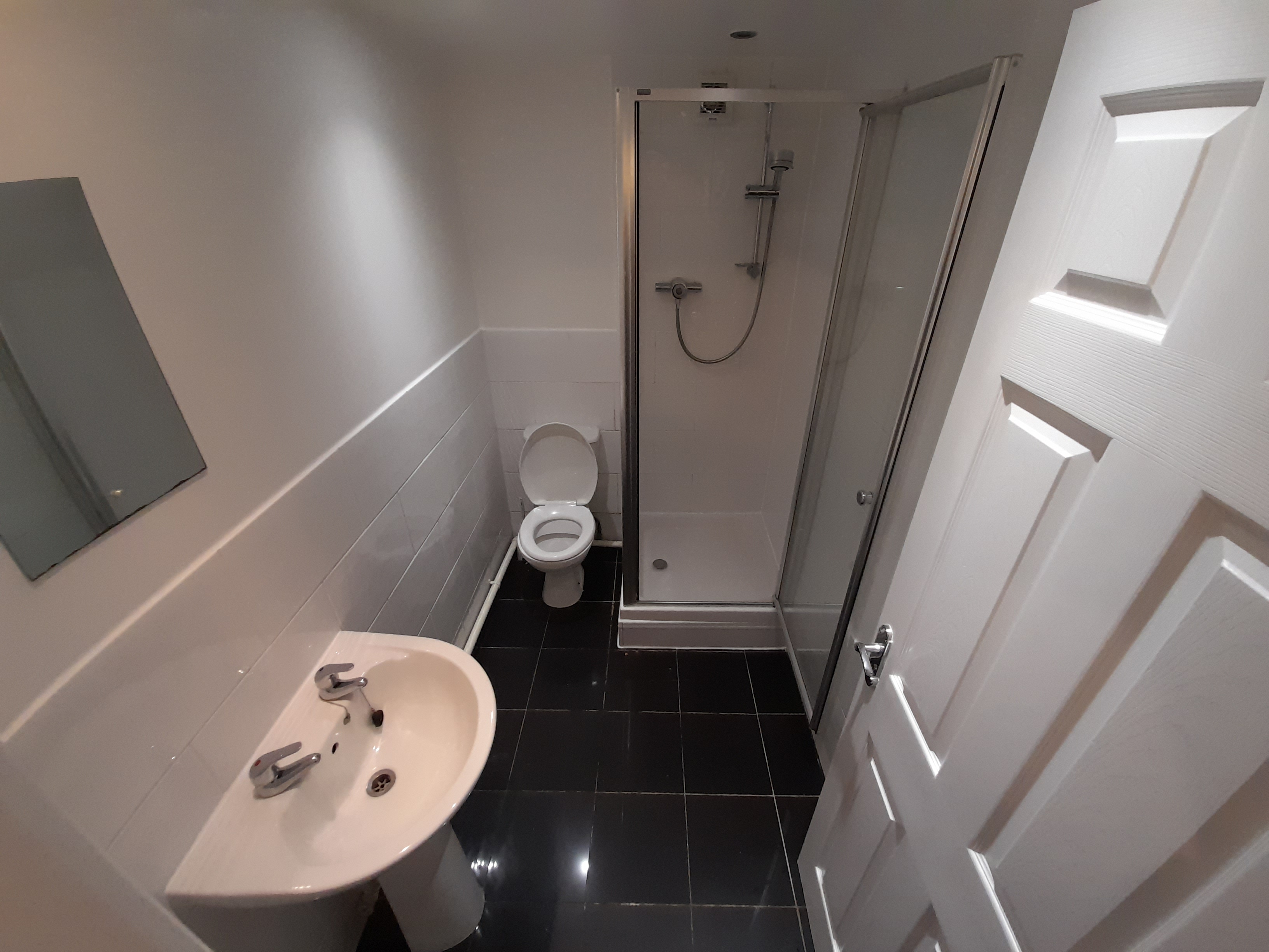 23 Garth Road — photo 9