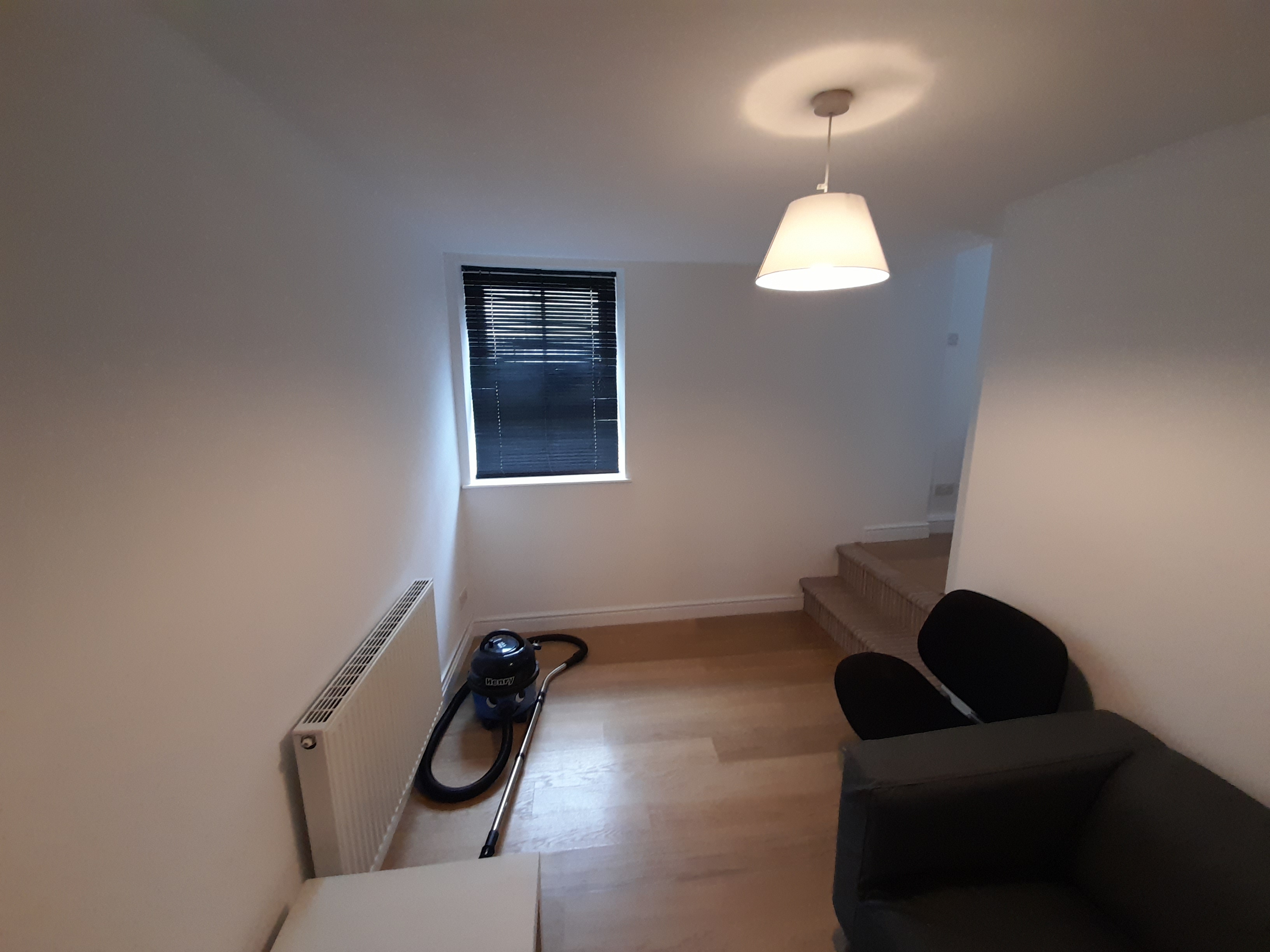 23 Garth Road — photo 8