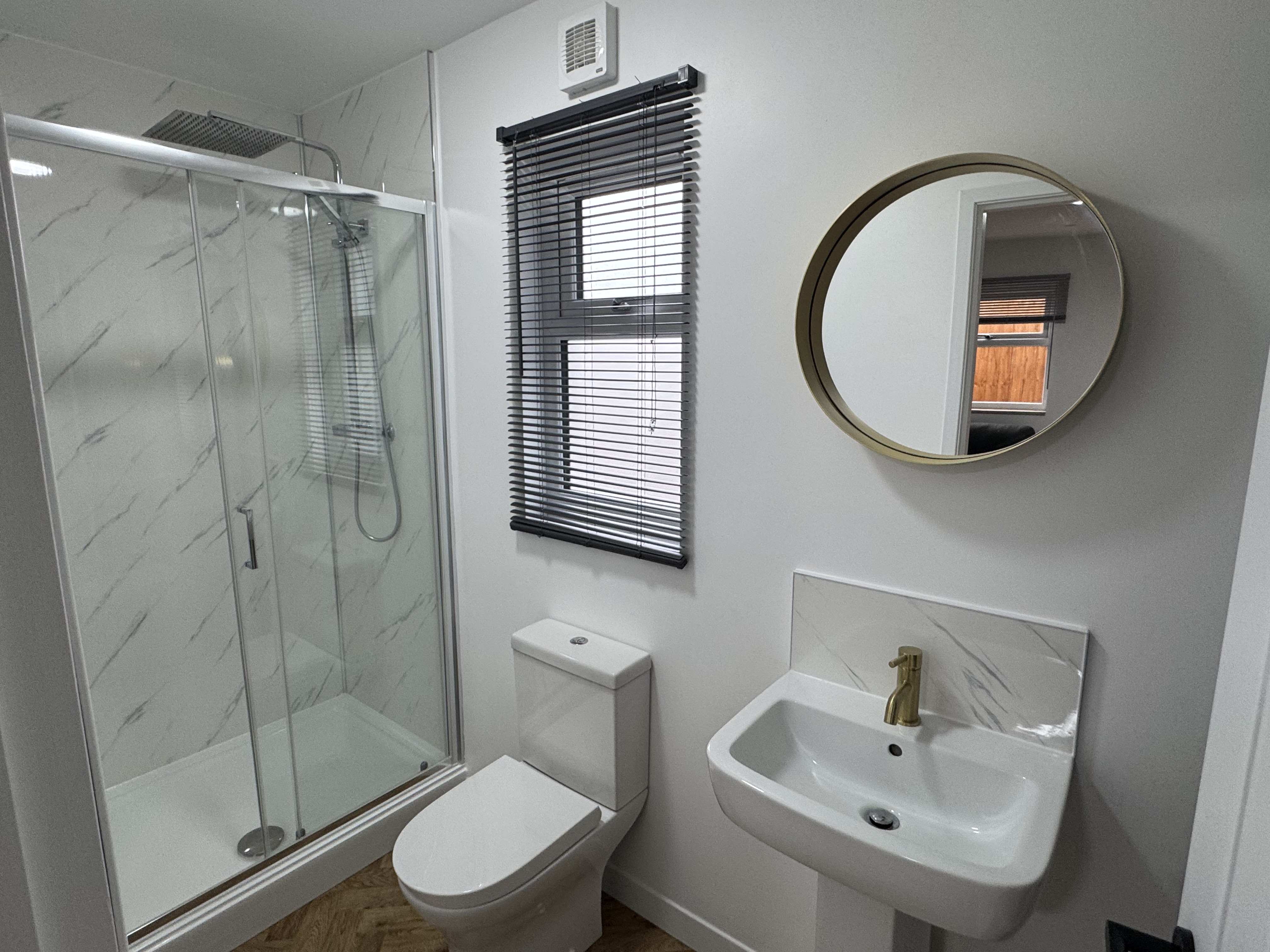 44 Farrar 2 bed Apartment — photo 9